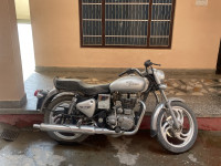 Silver Royal Enfield Bullet Electra 5S