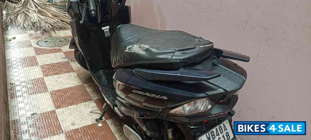 Starry Night Honda Grazia 125 BS6