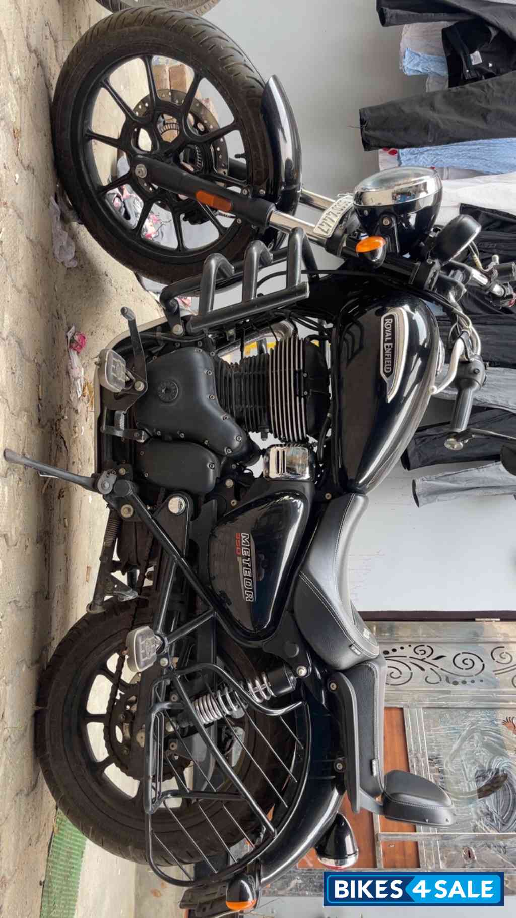 Royal Enfield Meteor 350 Stellar Royal Enfield Meteor 350 Stellar