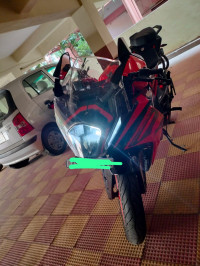 Ebony Black(met) KTM RC 200