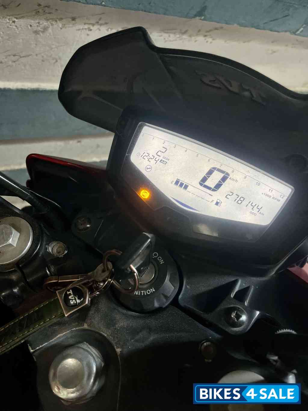 Red TVS Apache RTR 200 4V