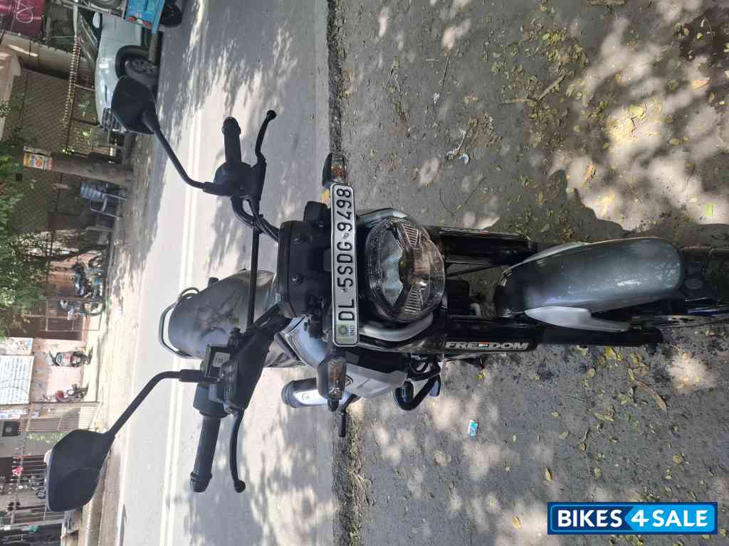 Black & Silver Bajaj Freedom 125 NG04 Disc LED