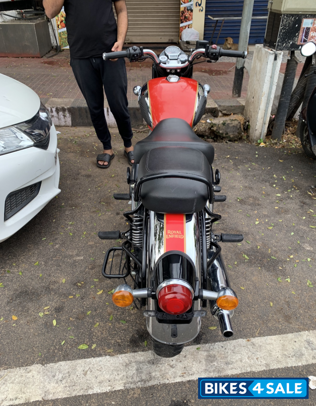Metallic Red Royal Enfield Classic 350 BS VI