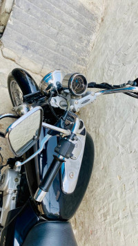 Bajaj Avenger Cruise 220