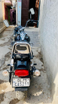Bajaj Avenger Cruise 220