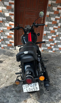 Black Royal Enfield Classic 350 Dual Channel BS6