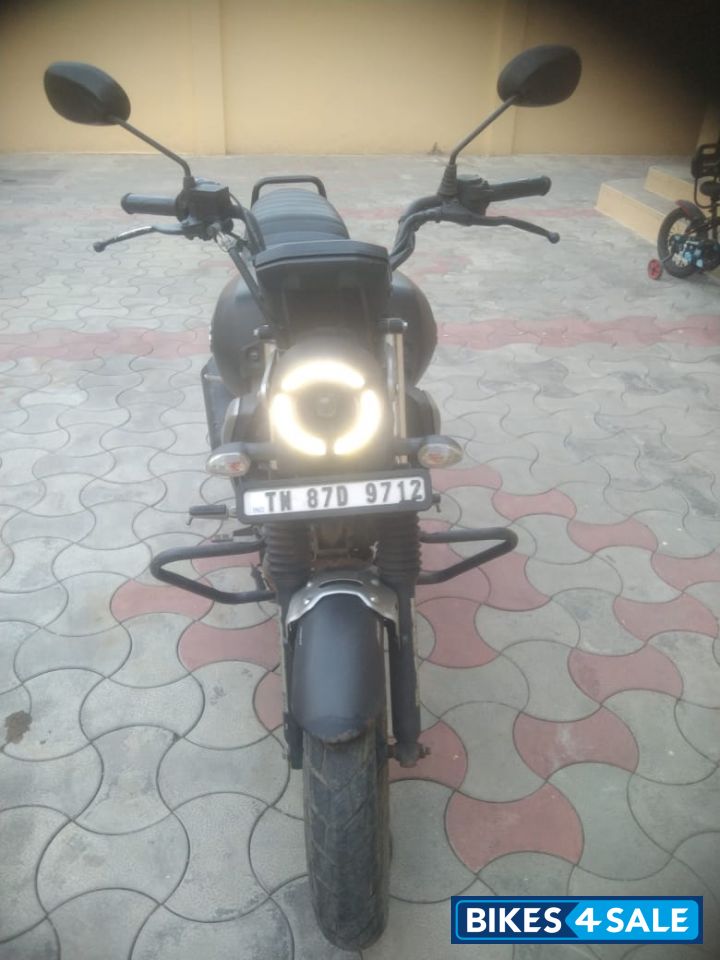 Metal Gray Yamaha FZ-X