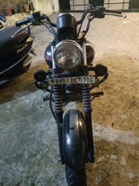 Bajaj Avenger 200 DTS-i