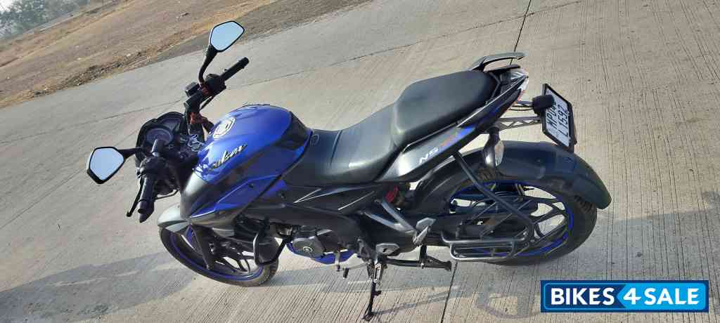 Bajaj Pulsar N160