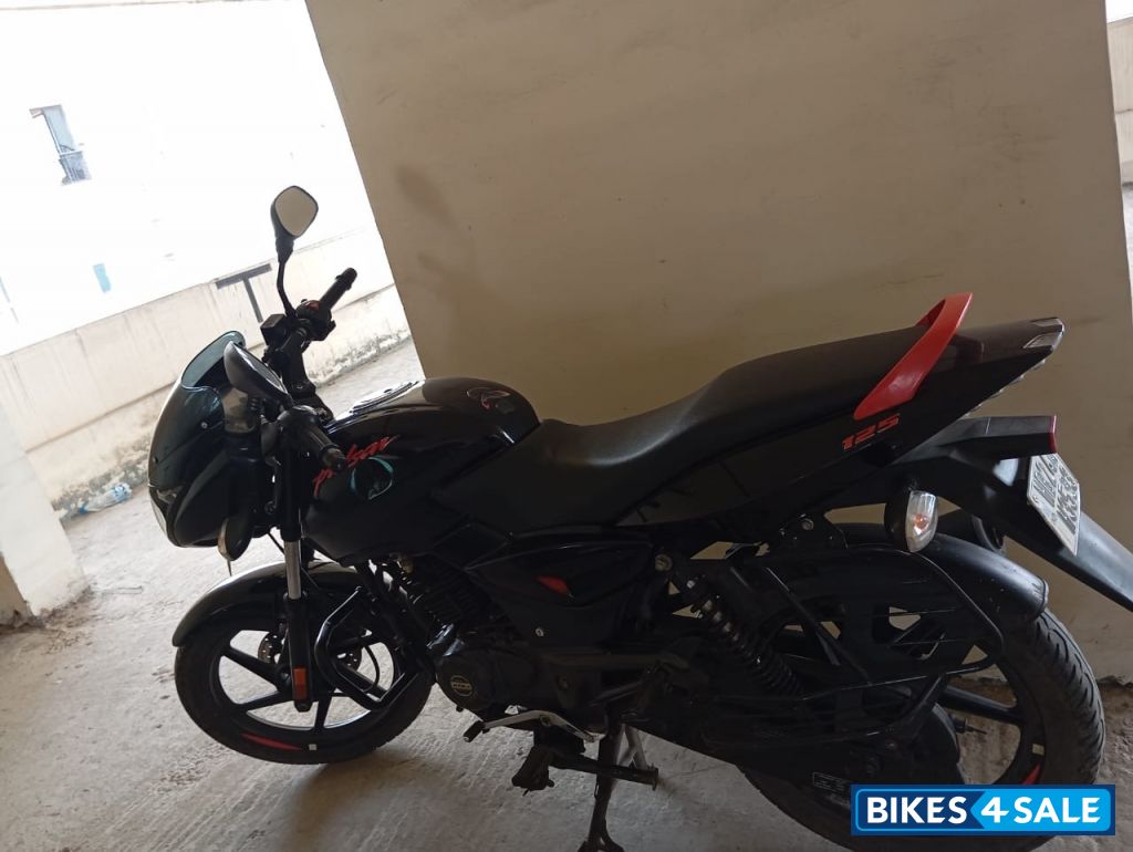 Bajaj Pulsar 125