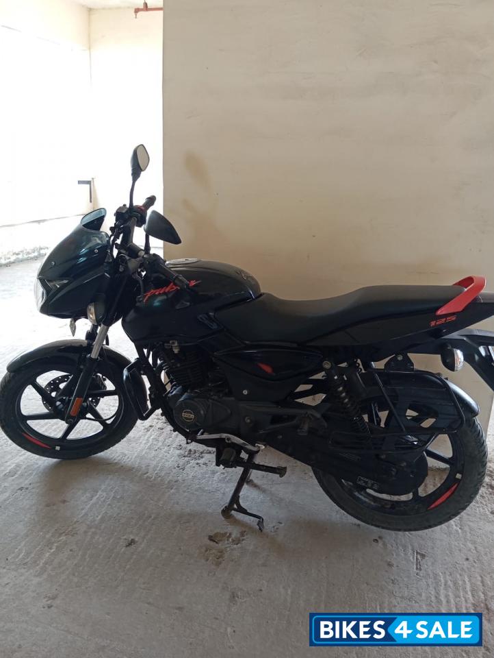 Bajaj Pulsar 125