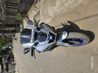 Yamaha R15M