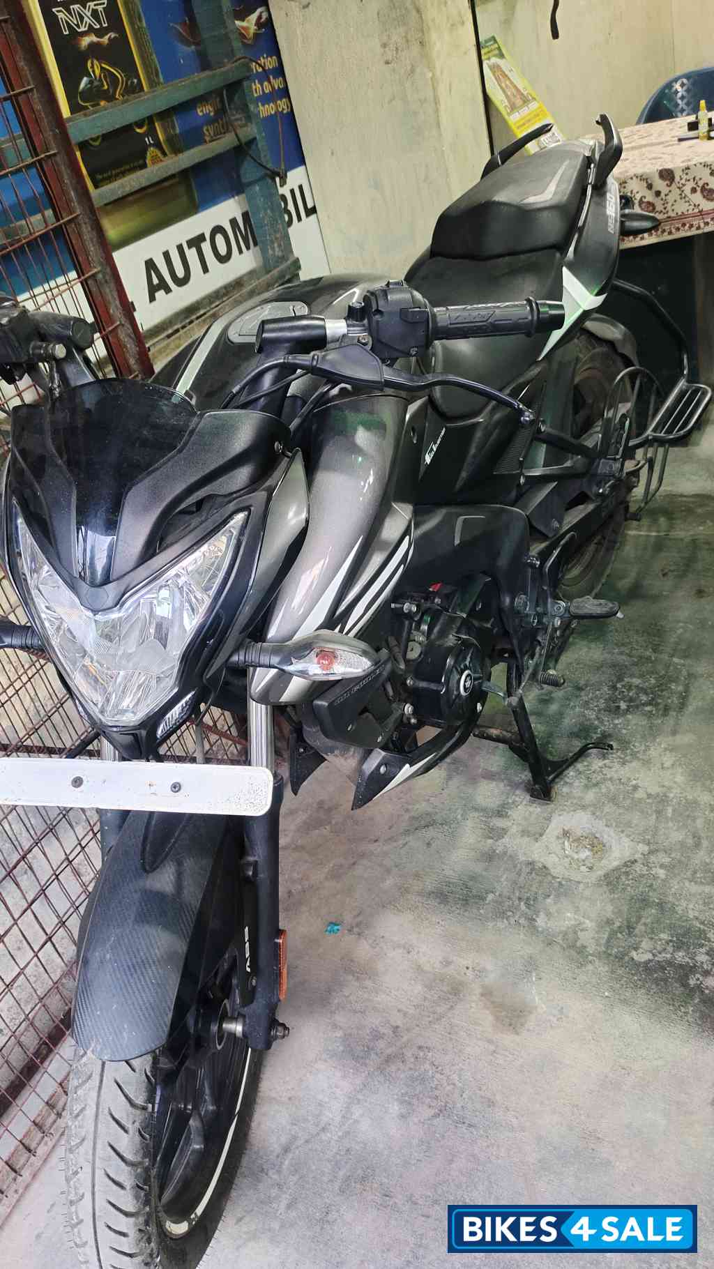 Bajaj Pulsar NS 160