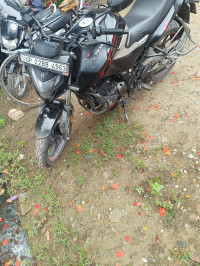 Black Hero Xtreme 160R 4V Connected 2.0