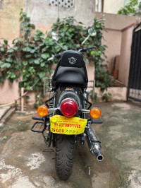 Black Royal Enfield Bullet Standard 350