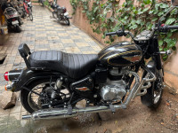 Black Royal Enfield Bullet Standard 350