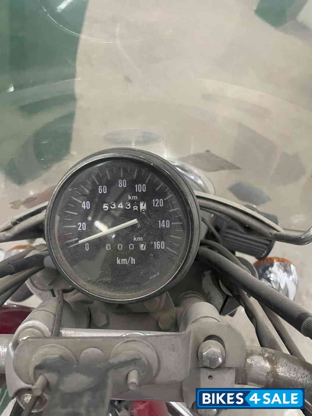 Bajaj Avenger 220 DTS-i
