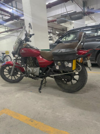 Bajaj Avenger 220 DTS-i