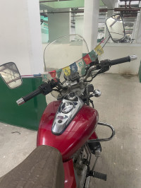 Bajaj Avenger 220 DTS-i