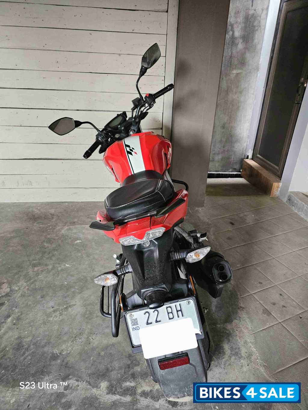 Red TVS Apache RTR 160 4V BS6