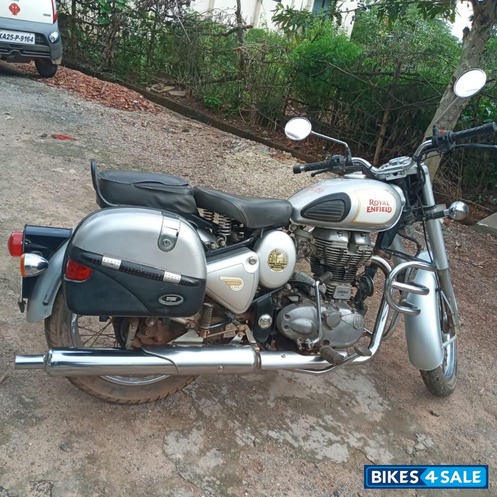 Royal Enfield Classic 350