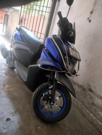 Blue Yamaha Ray ZR 125 Fi Hybrid Disc