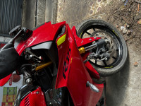 Red Yamaha R15 V4