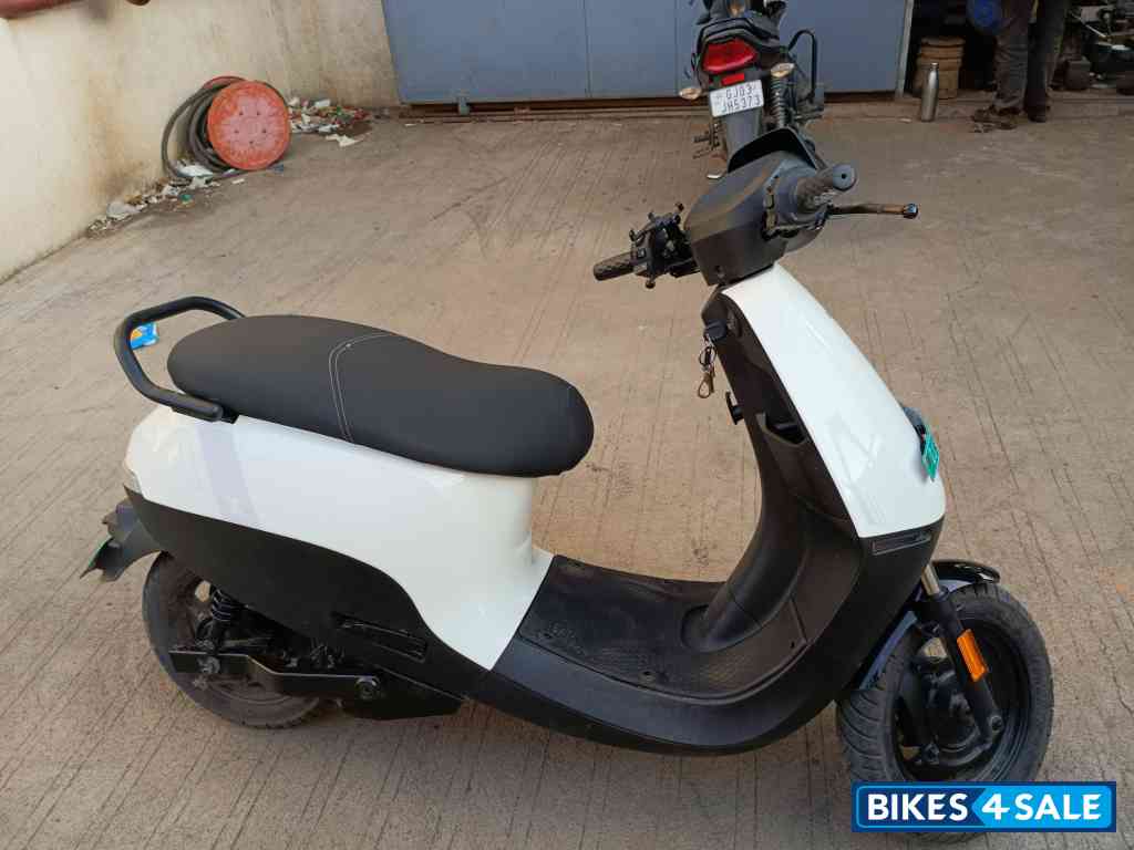 White Ola S1 X Gen 3 4kWh