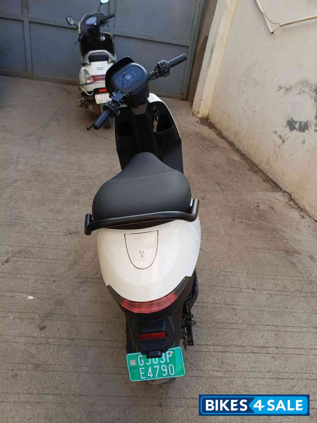 White Ola S1 X Gen 3 4kWh