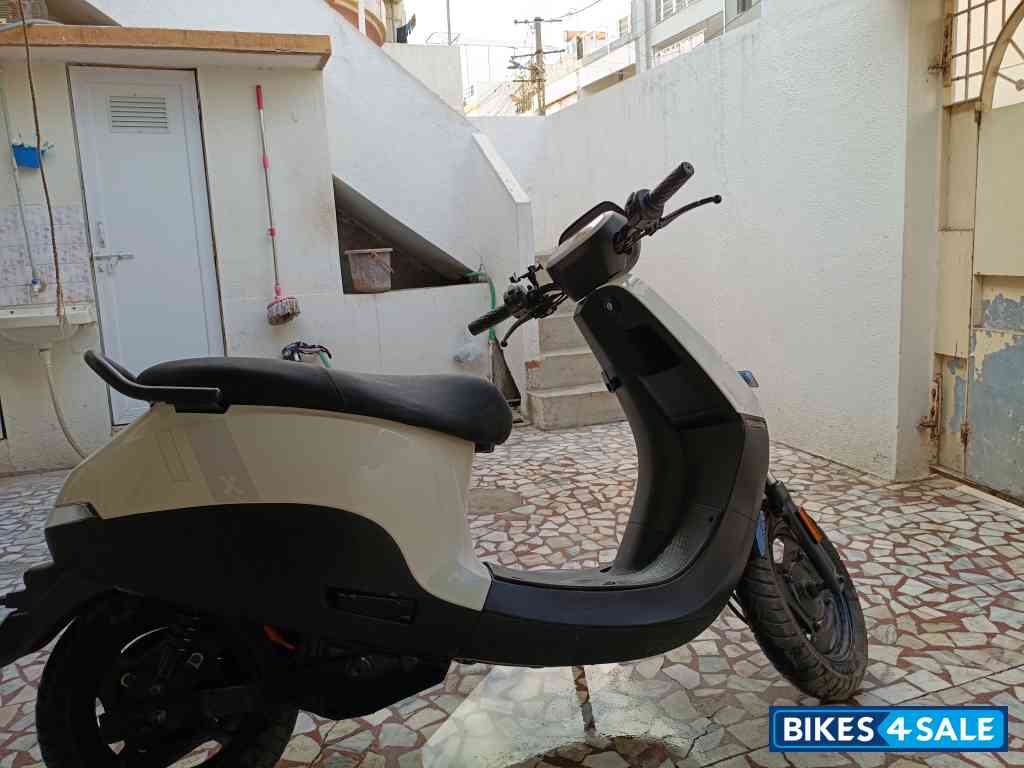 White Ola S1 X Gen 3 4kWh