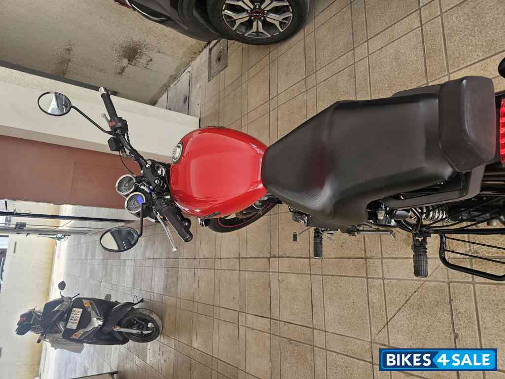 Rover Red Royal Enfield Thunderbird X 350