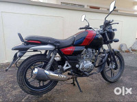 Black/red Bajaj V15