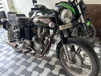 Black Royal Enfield Bullet 350
