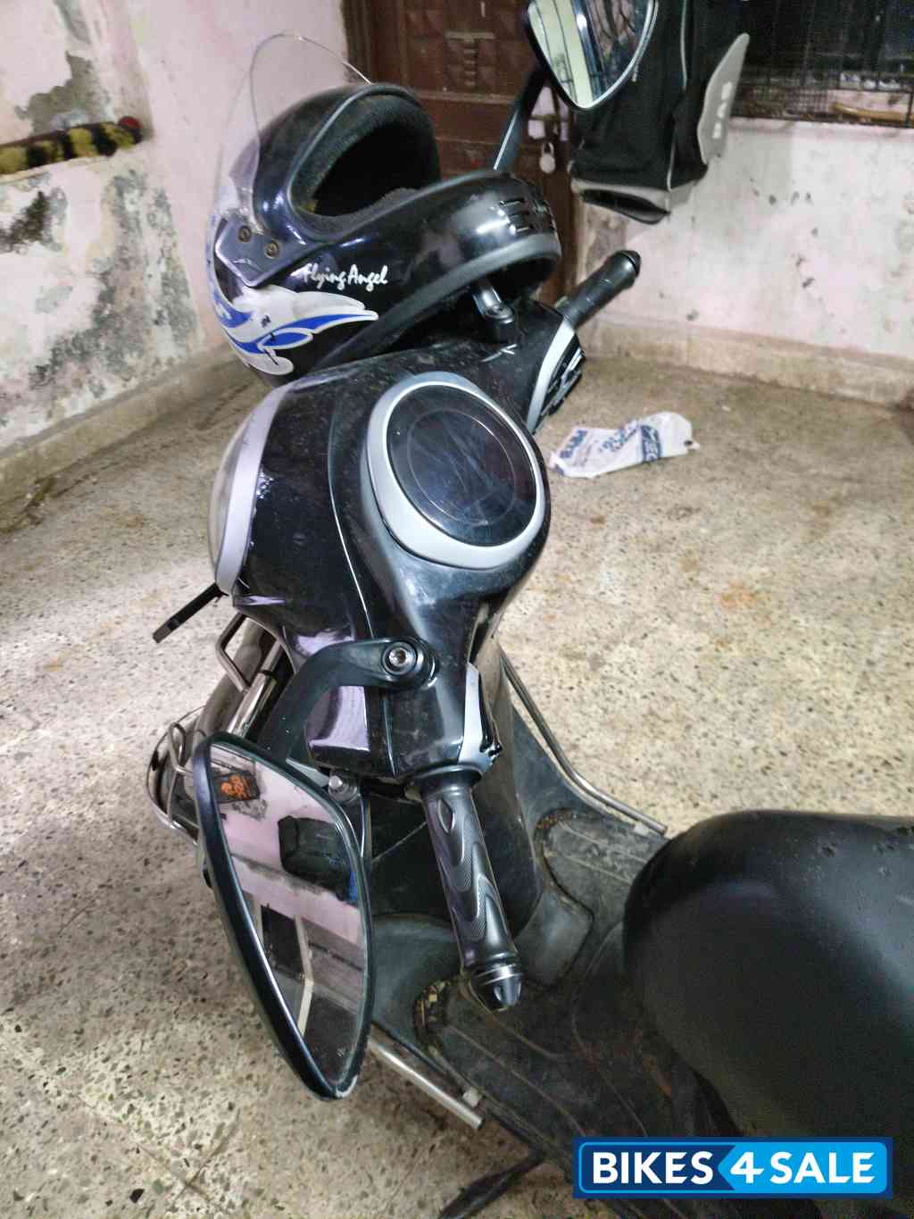 Black Bajaj Chetak Premium
