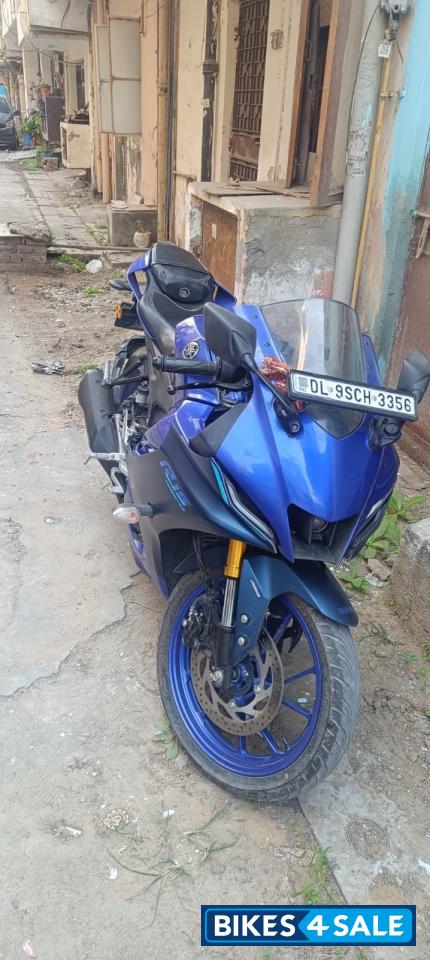 Yamaha R15 V4