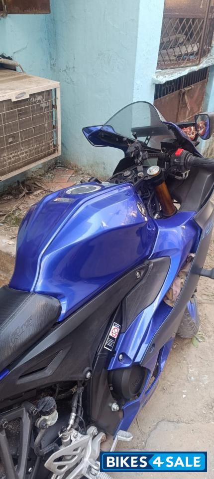 Yamaha R15 V4