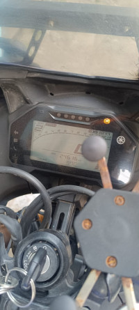 Yamaha R15 V4