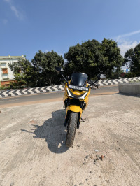 Yellow Hero Karizma XMR