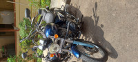 Blue Royal Enfield Thunderbird 350