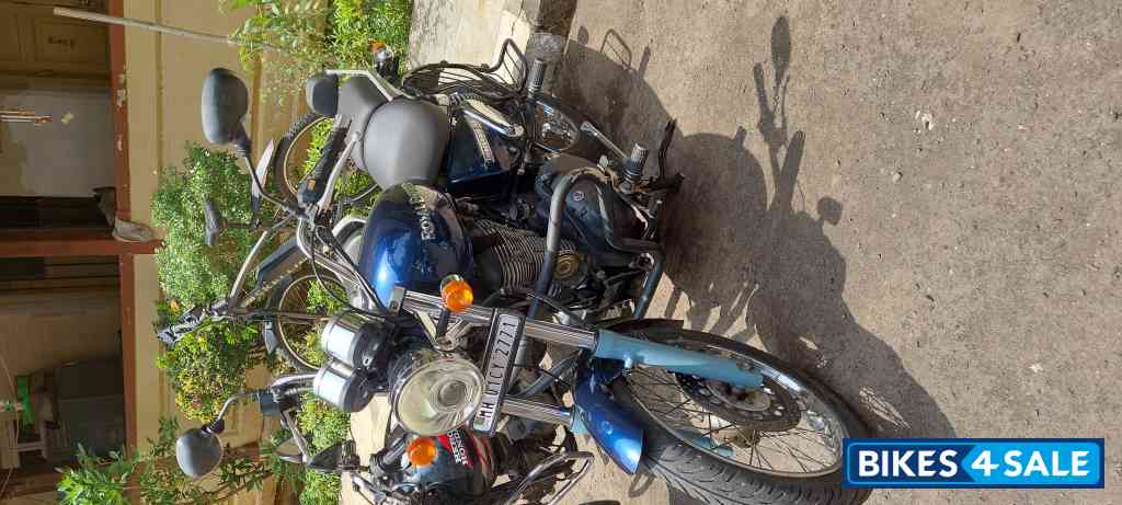 Blue Royal Enfield Thunderbird 350