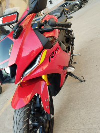 Yamaha R15 V4