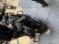 Hunter Green Yezdi Roadster Dark