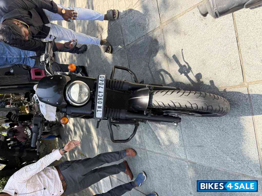 Hunter Green Yezdi Roadster Dark