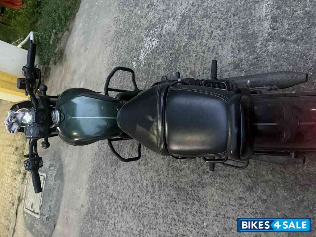 Hunter Green Yezdi Roadster Dark