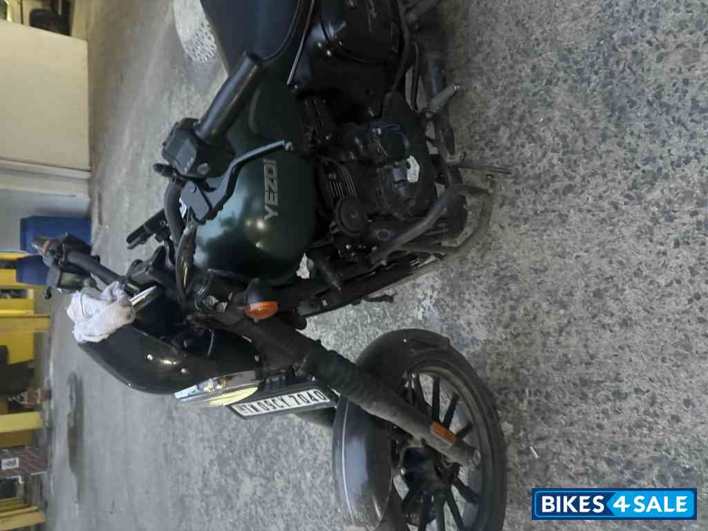 Hunter Green Yezdi Roadster Dark