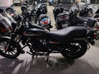Black Bajaj Avenger Street 220