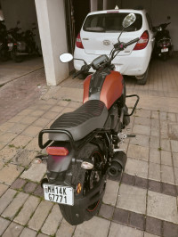 Mat Orange Meta Yamaha FZ-X