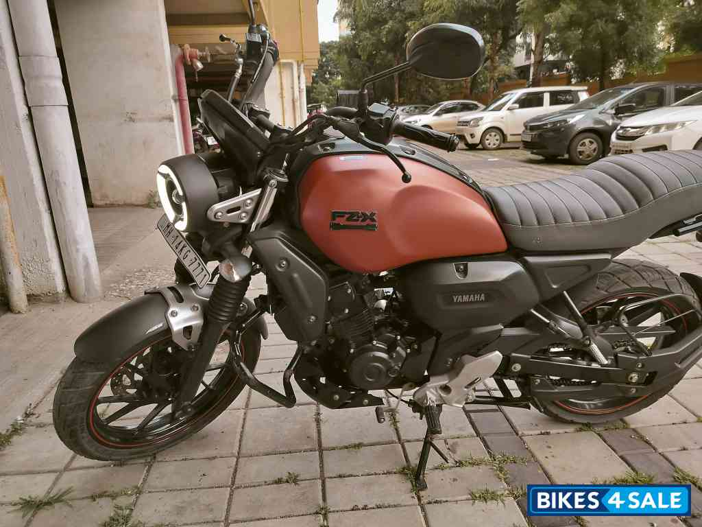 Mat Orange Meta Yamaha FZ-X