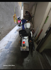 Jawa 42 Dual Channel ABS Sirius White