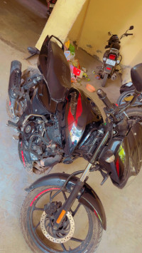 Bajaj Pulsar 125